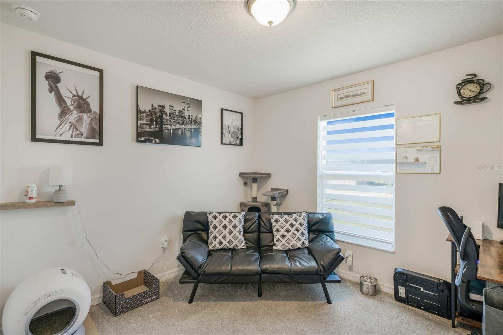 Image 33 of 66 For 4398 E Taper St