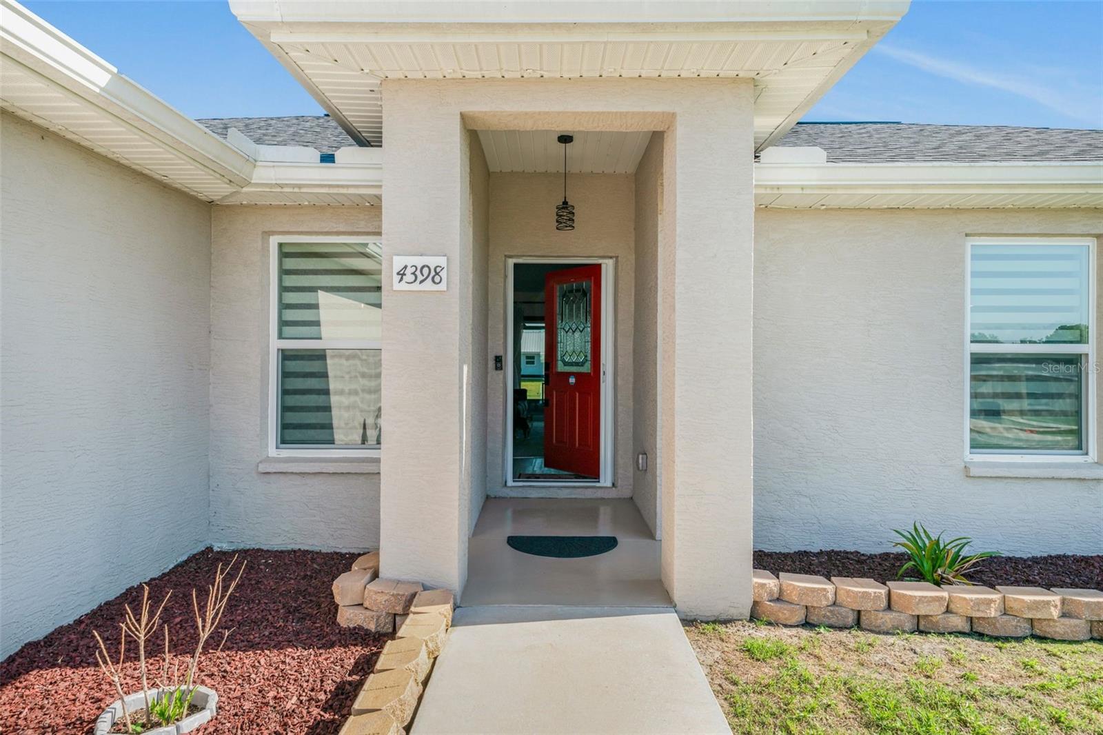 Image 5 of 66 For 4398 E Taper St