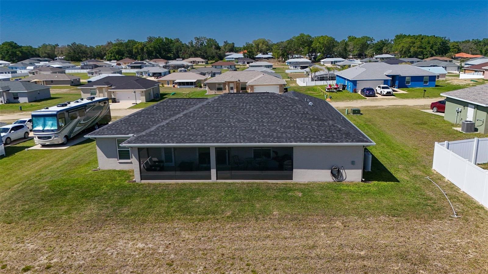 Image 52 of 66 For 4398 E Taper St