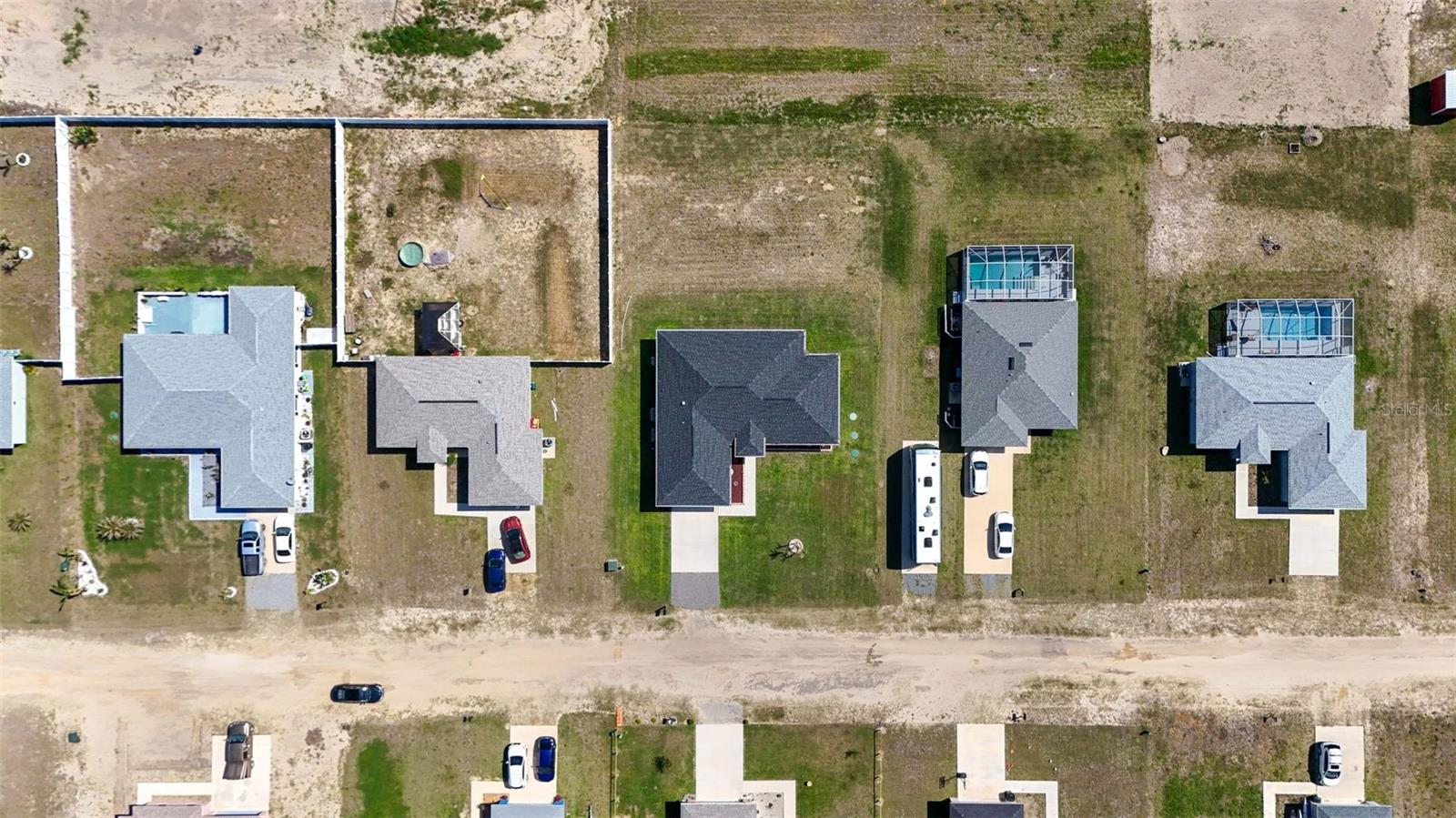 Image 58 of 66 For 4398 E Taper St