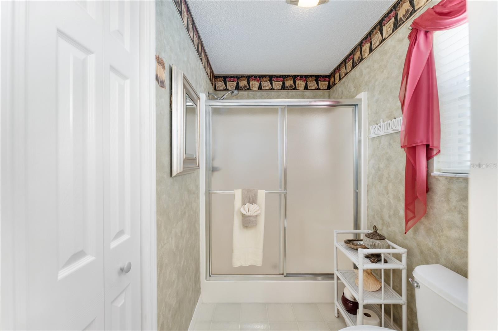 Image 31 of 41 For 1709 Betrillo Court