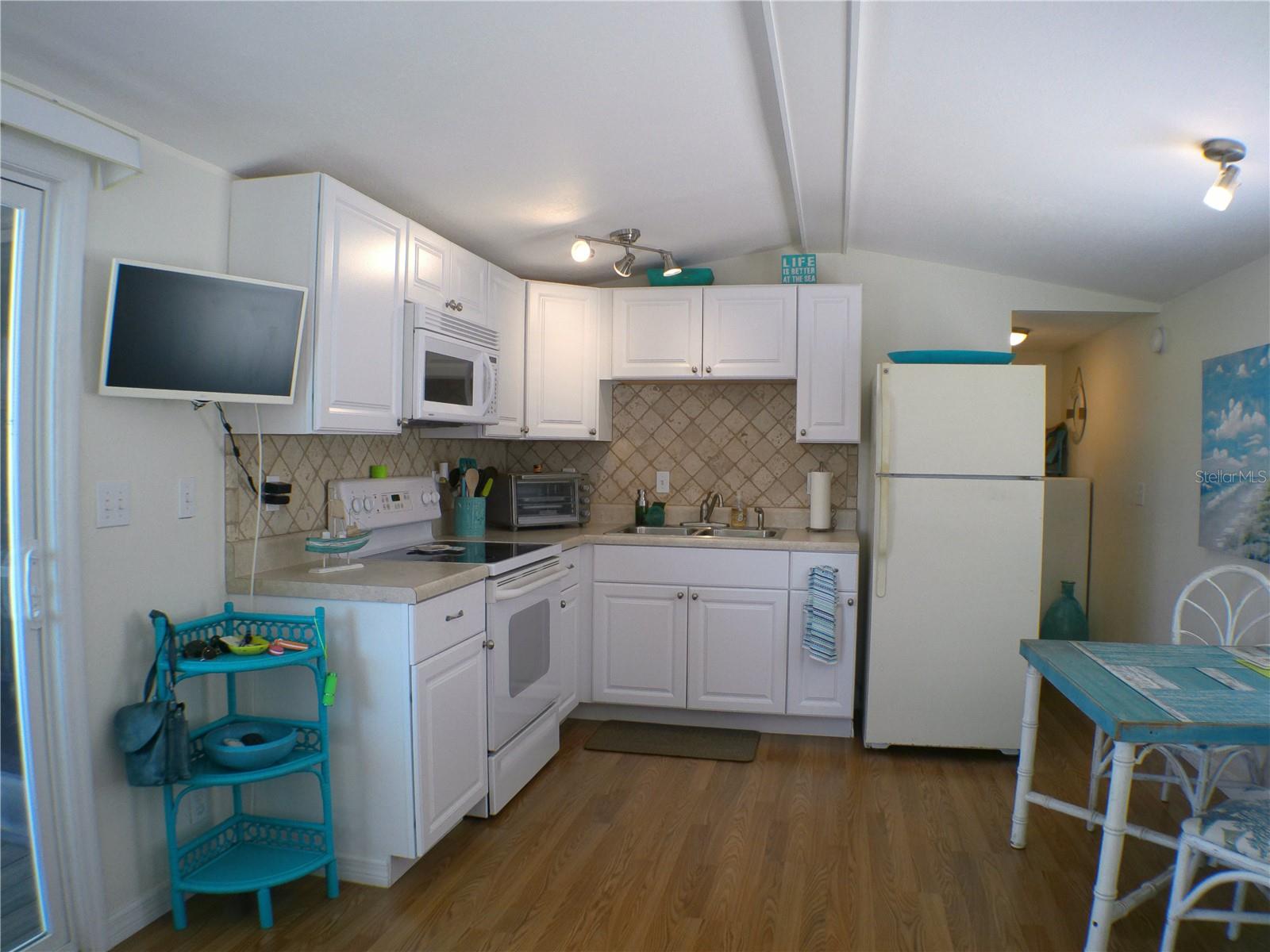 Image 7 of 33 For 1475 Flamingo Drive 333