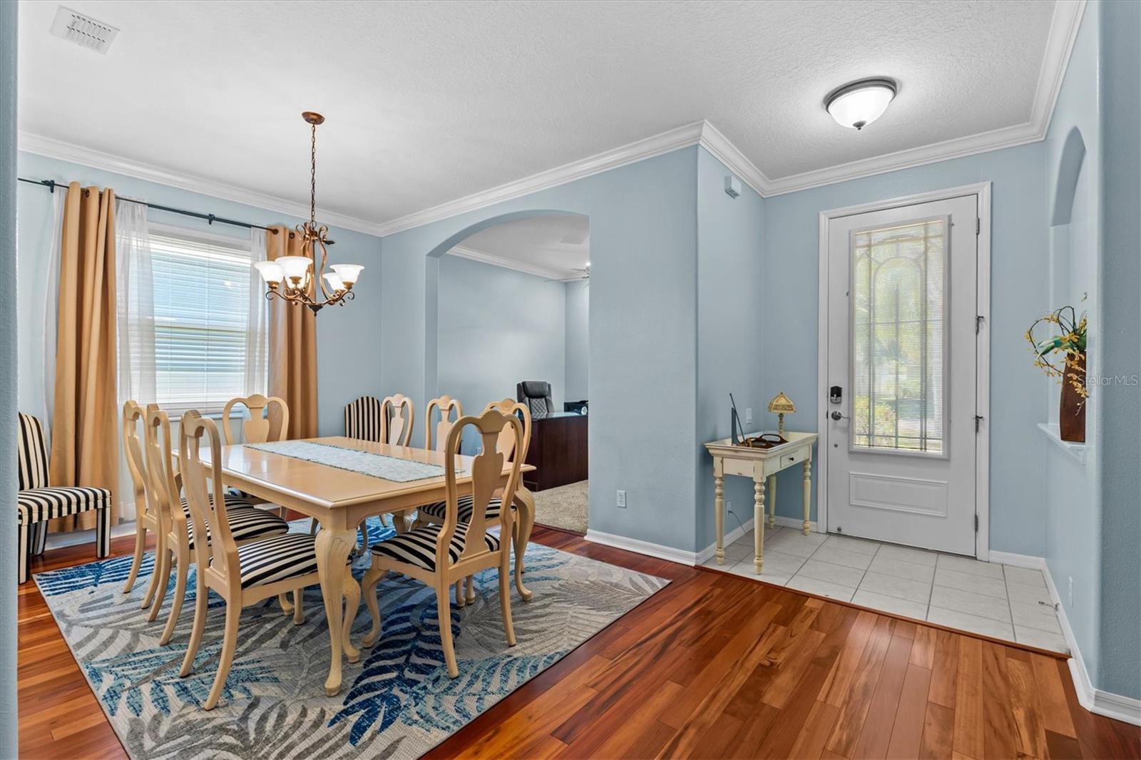 Image 22 of 42 For 14820 Potterton Circle