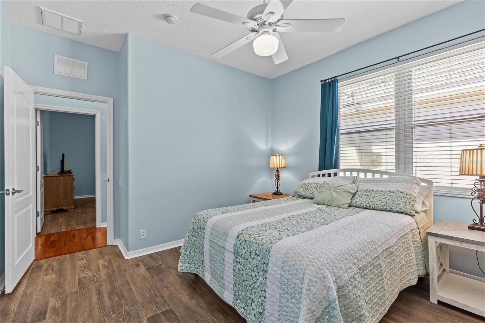 Image 35 of 42 For 14820 Potterton Circle