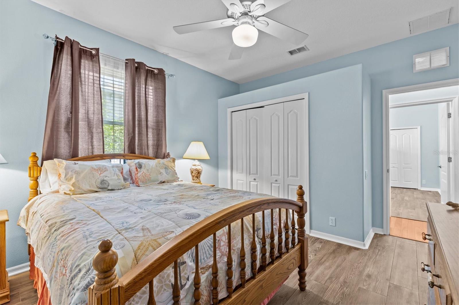 Image 36 of 42 For 14820 Potterton Circle