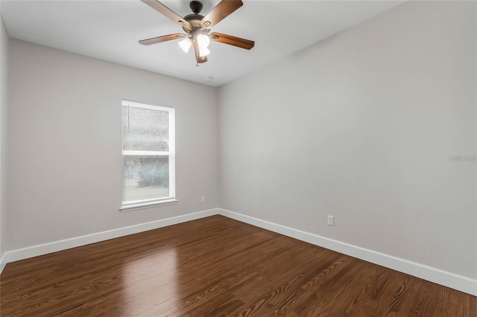 Image 12 of 22 For 17401 1st Street
