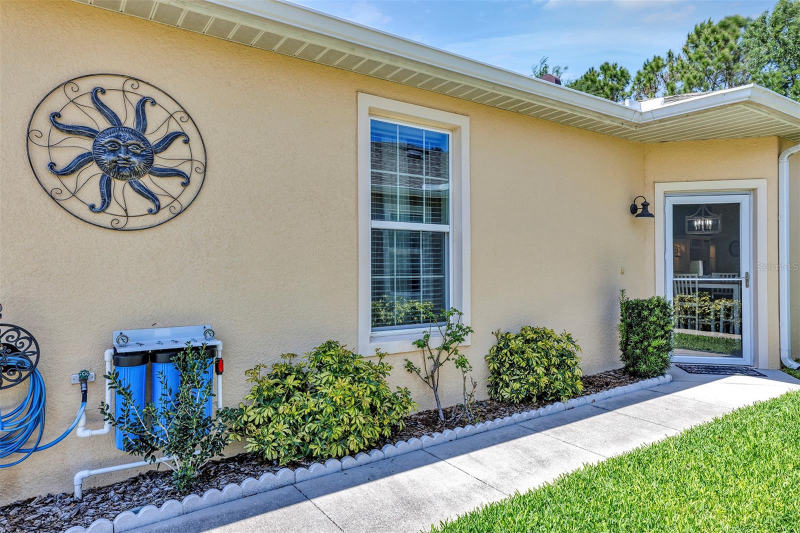 Image 3 of 49 For 26951 White Plains Way
