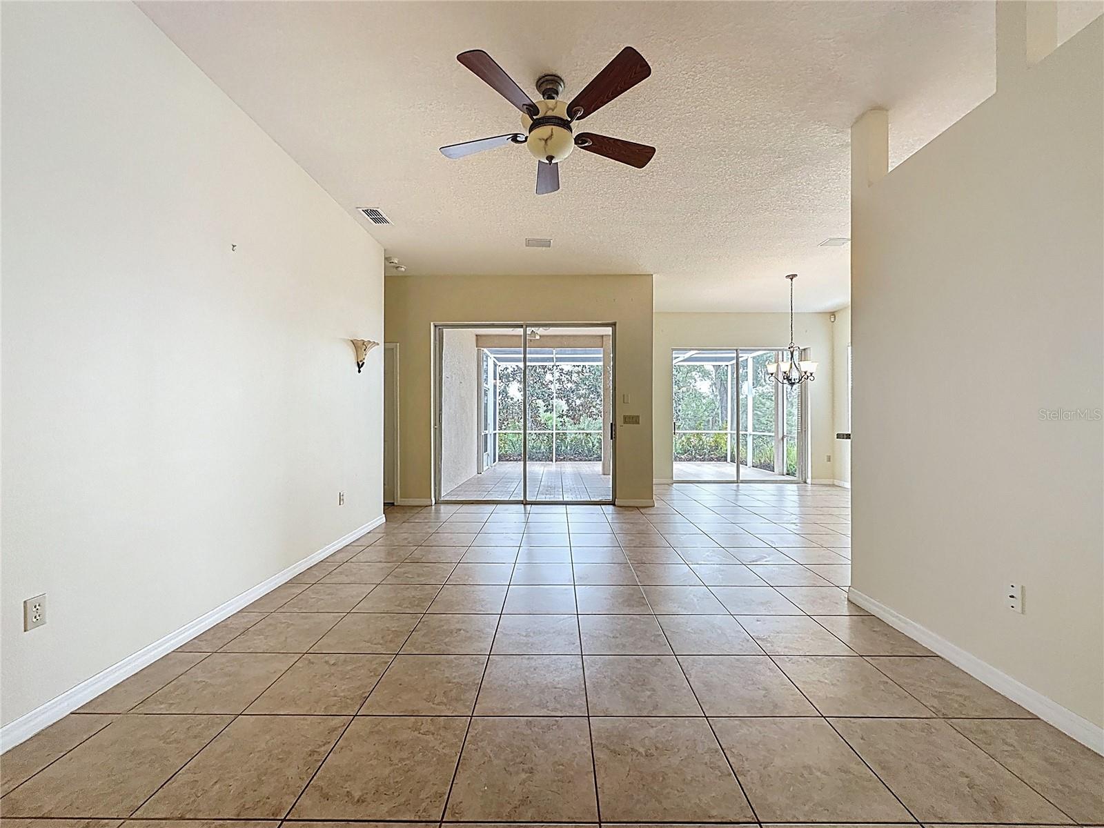 Image 40 of 53 For 807 Wolf Creek Street