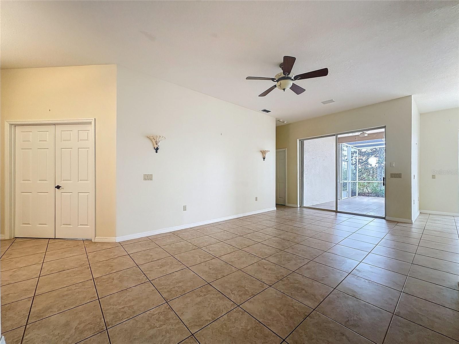 Image 41 of 53 For 807 Wolf Creek Street
