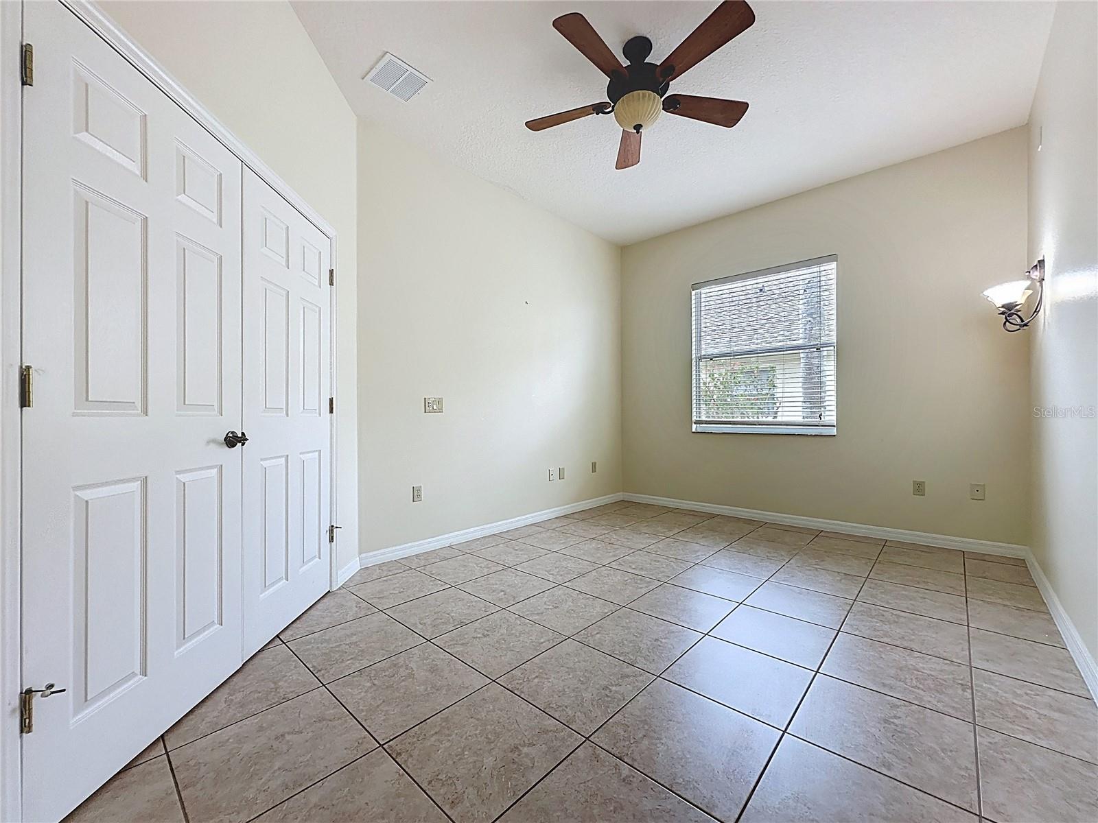 Image 9 of 53 For 807 Wolf Creek Street