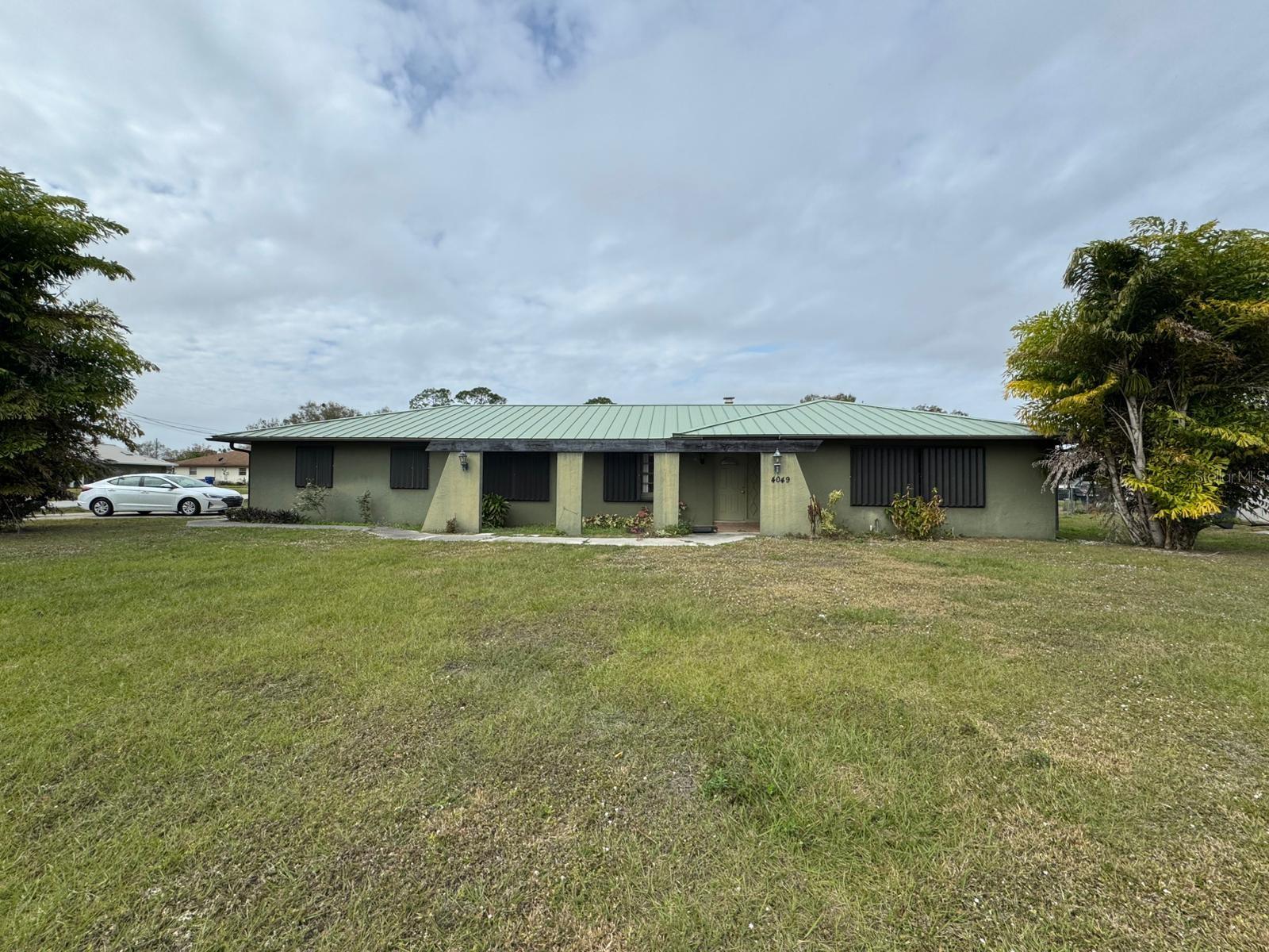 Details for 4049 Hedge Avenue, SEBRING, FL 33875