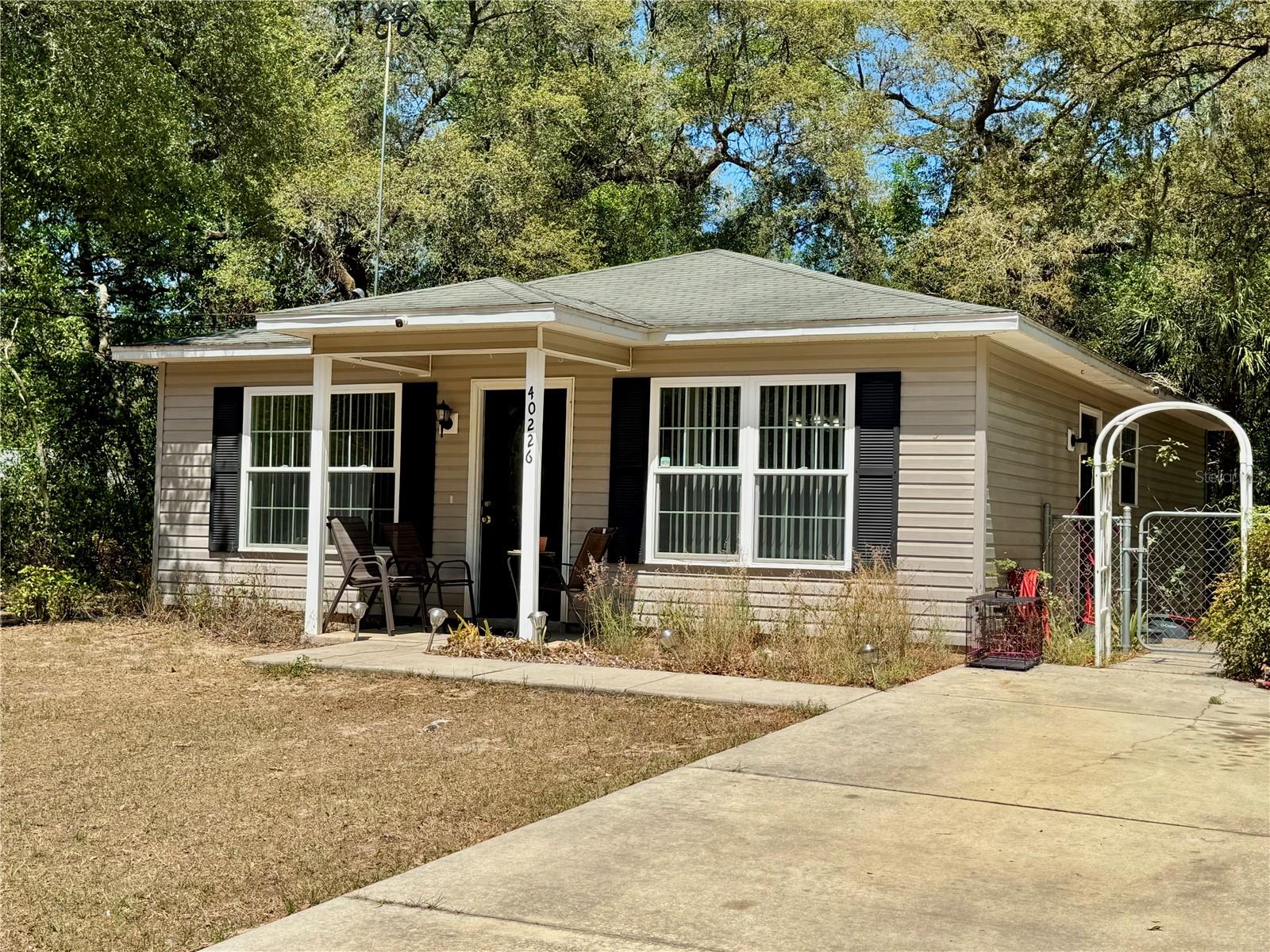 Image 23 of 29 For 40226 Palm Street