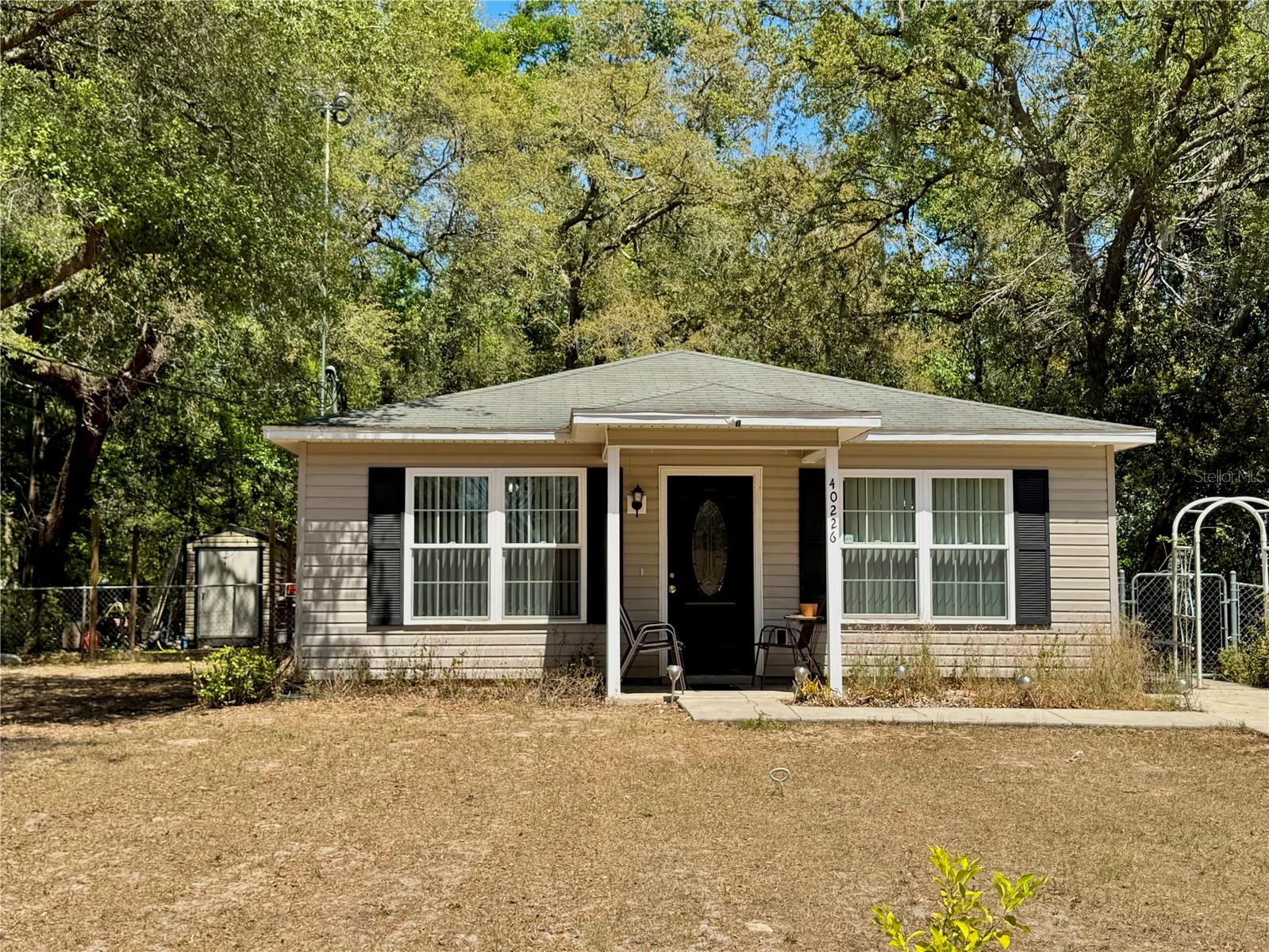 Image 24 of 29 For 40226 Palm Street