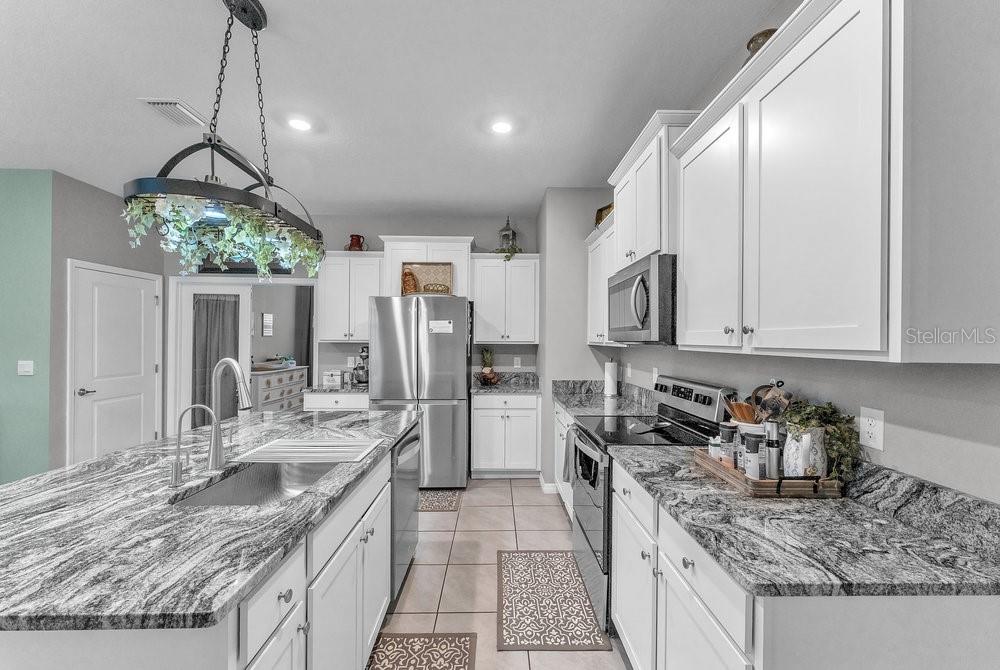Image 6 of 30 For 8045 Penrose Place