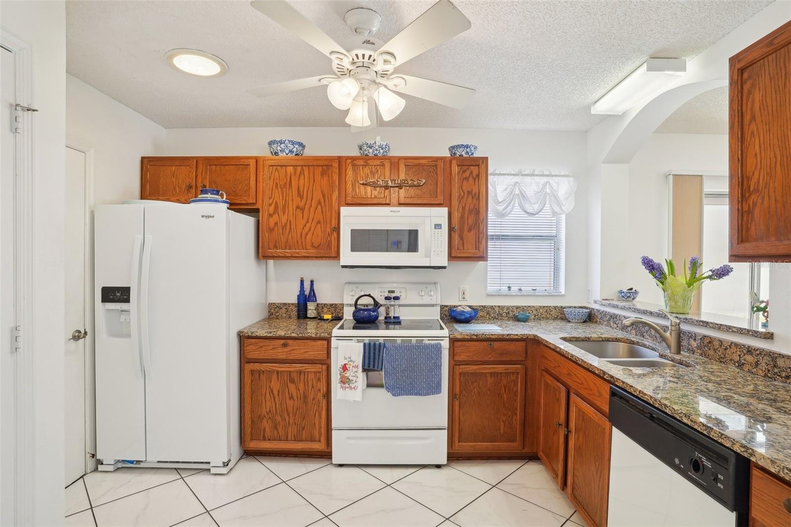 Image 11 of 41 For 732 Ramirez Avenue