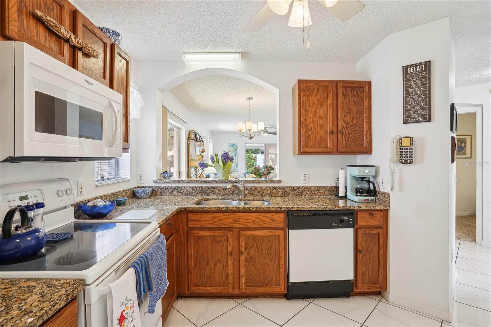 Image 12 of 41 For 732 Ramirez Avenue