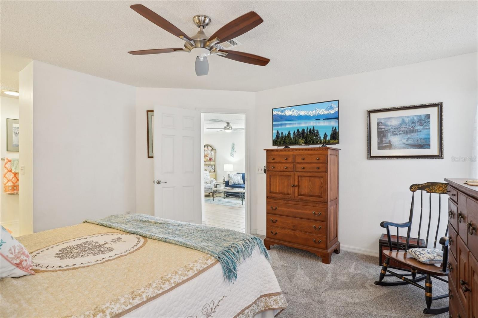 Image 16 of 41 For 732 Ramirez Avenue