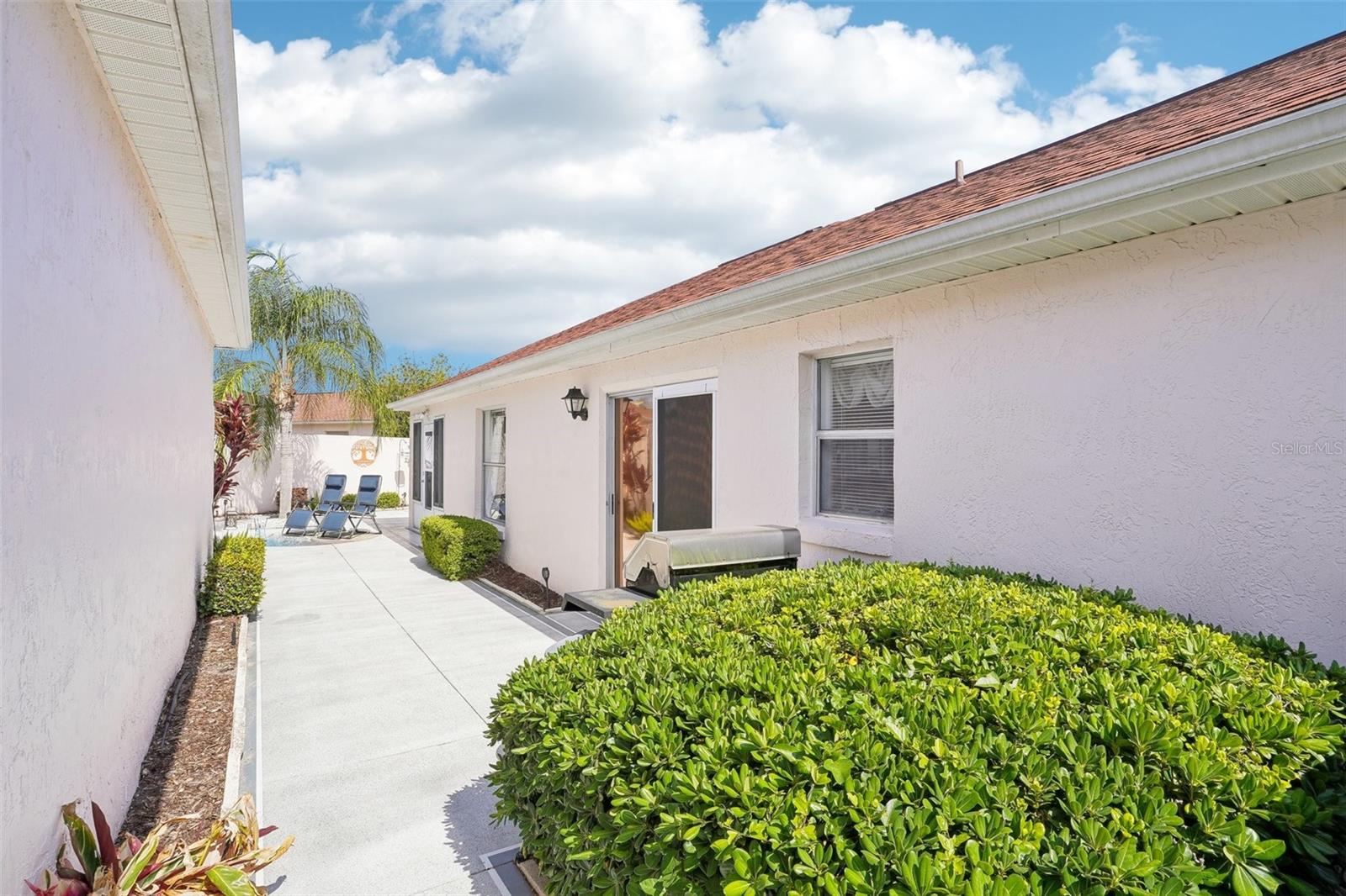 Image 31 of 41 For 732 Ramirez Avenue