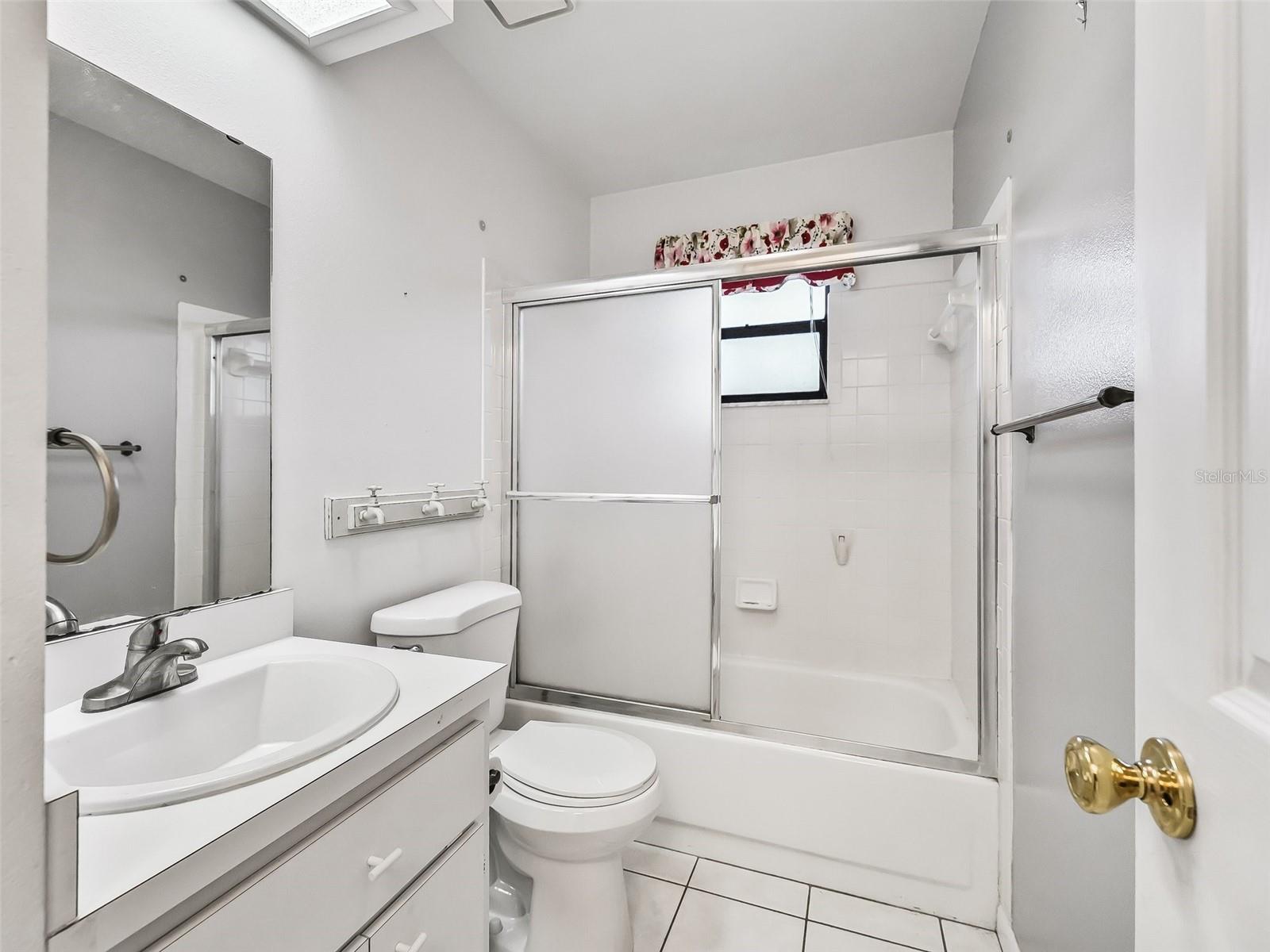 Image 30 of 52 For 2401 Greenlaw Court