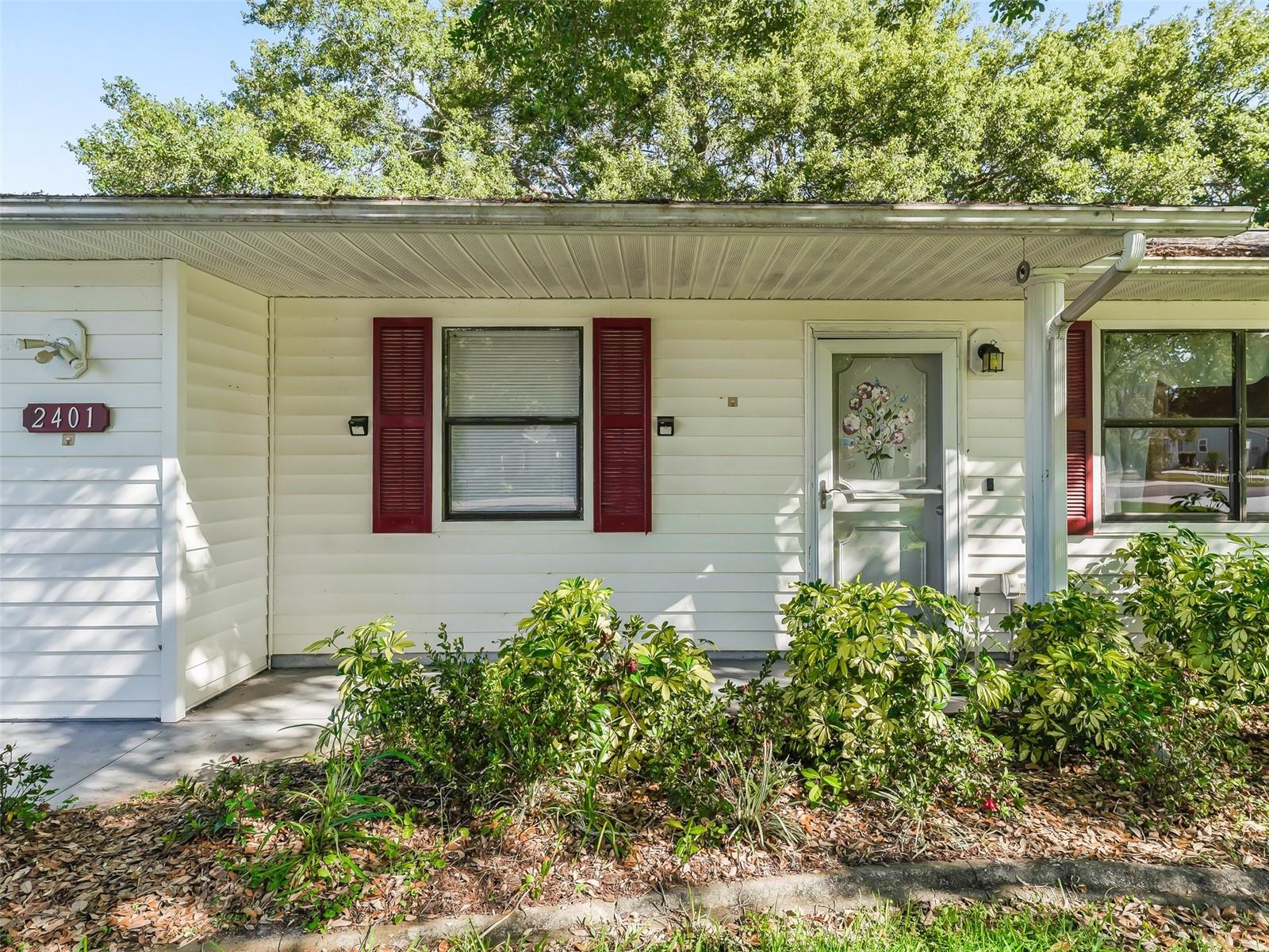 Image 5 of 52 For 2401 Greenlaw Court