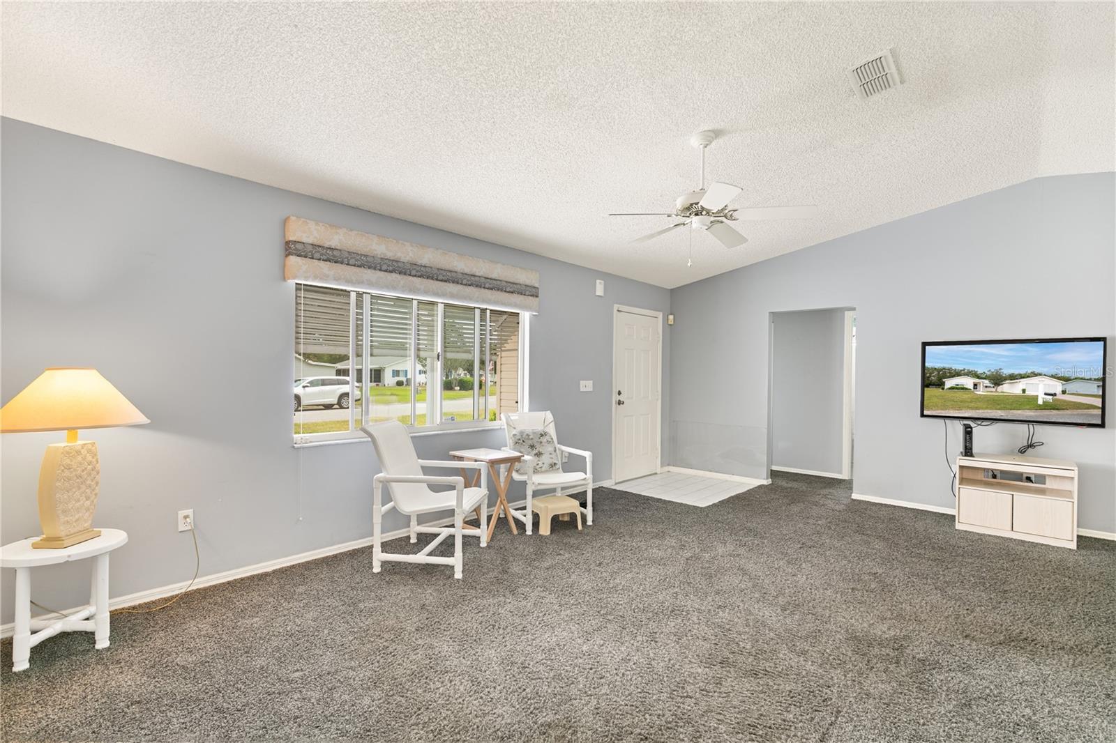 Image 6 of 47 For 10683 174th Loop