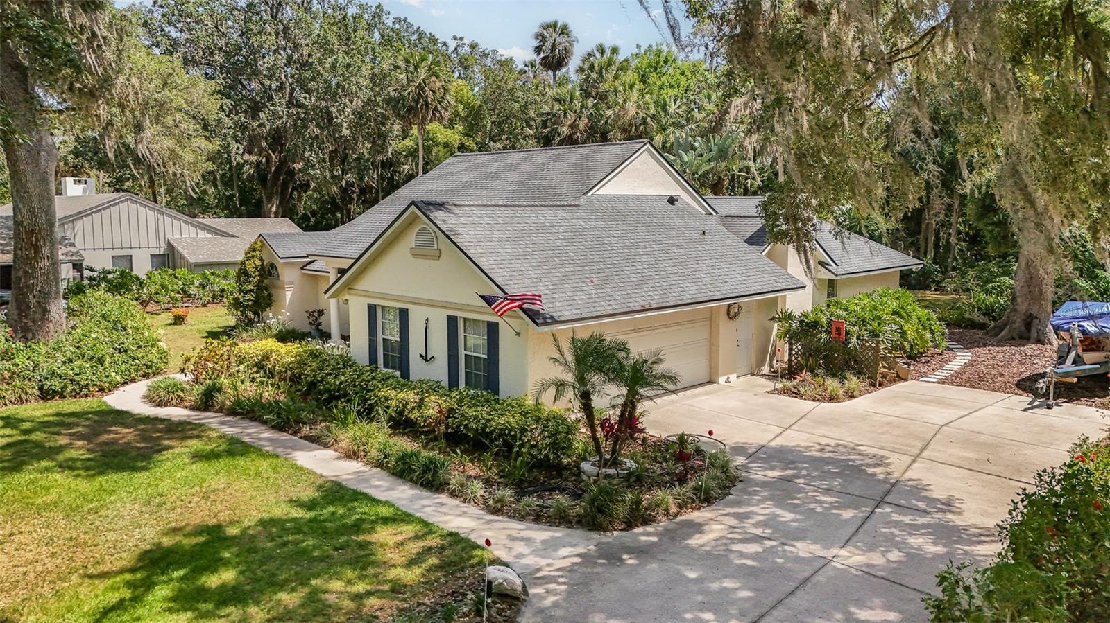 Image 2 of 44 For 16730 Beauclaire Court