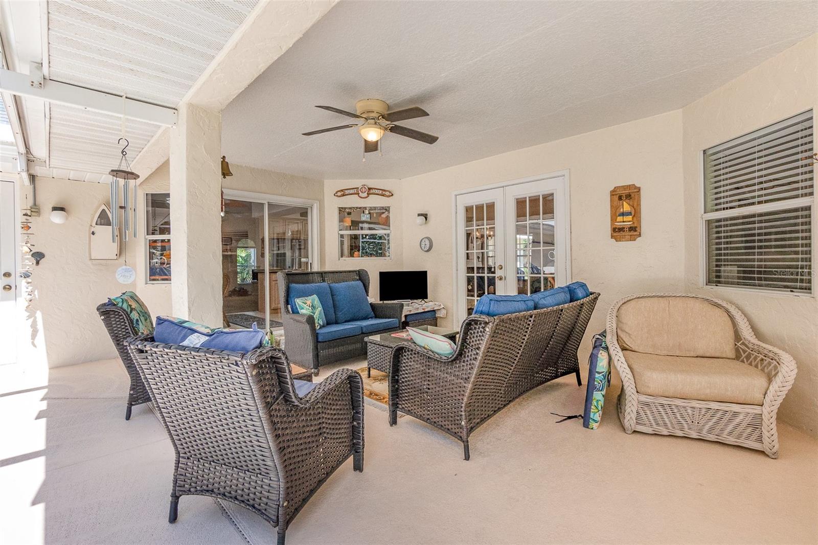 Image 26 of 44 For 16730 Beauclaire Court