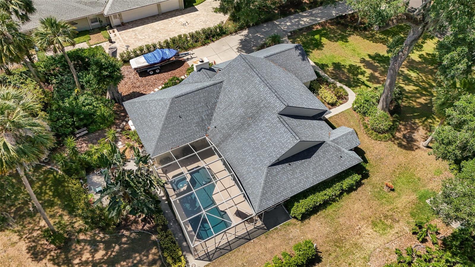 Image 36 of 44 For 16730 Beauclaire Court