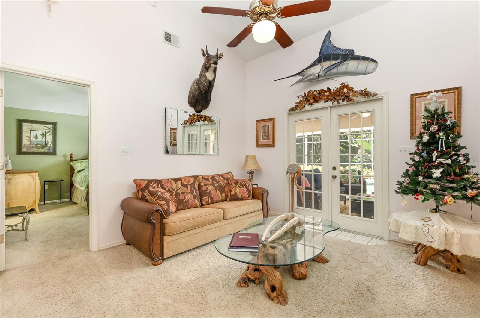 Image 5 of 44 For 16730 Beauclaire Court
