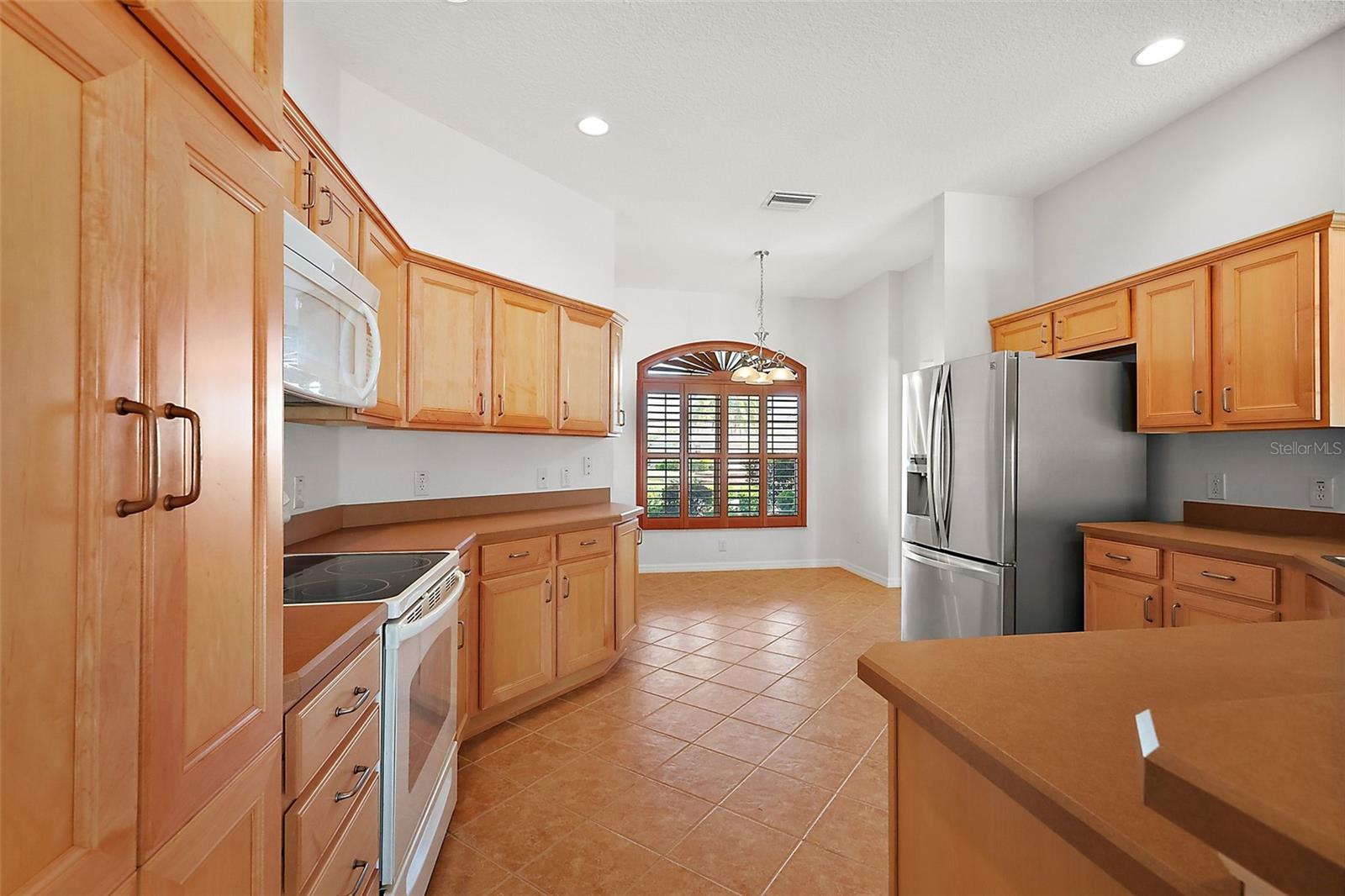 Image 18 of 53 For 2706 Radbourne Way