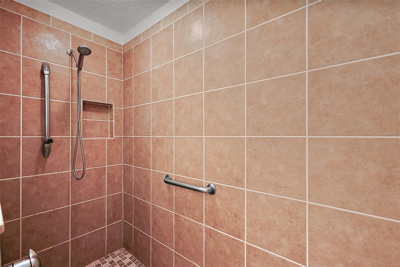 Image 34 of 53 For 2706 Radbourne Way