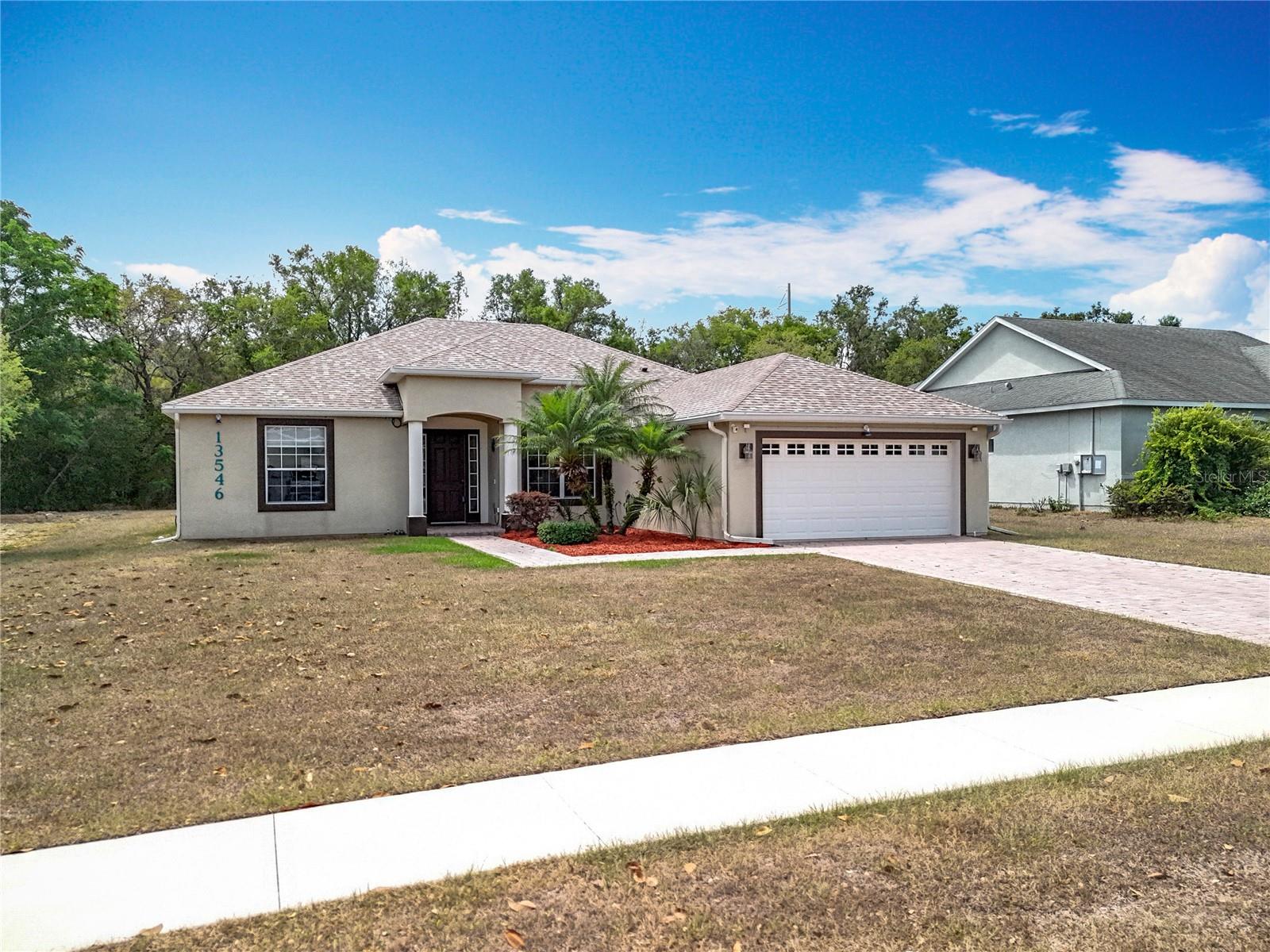 Details for 13546 Biscayne Grove Lane, GRAND ISLAND, FL 32735