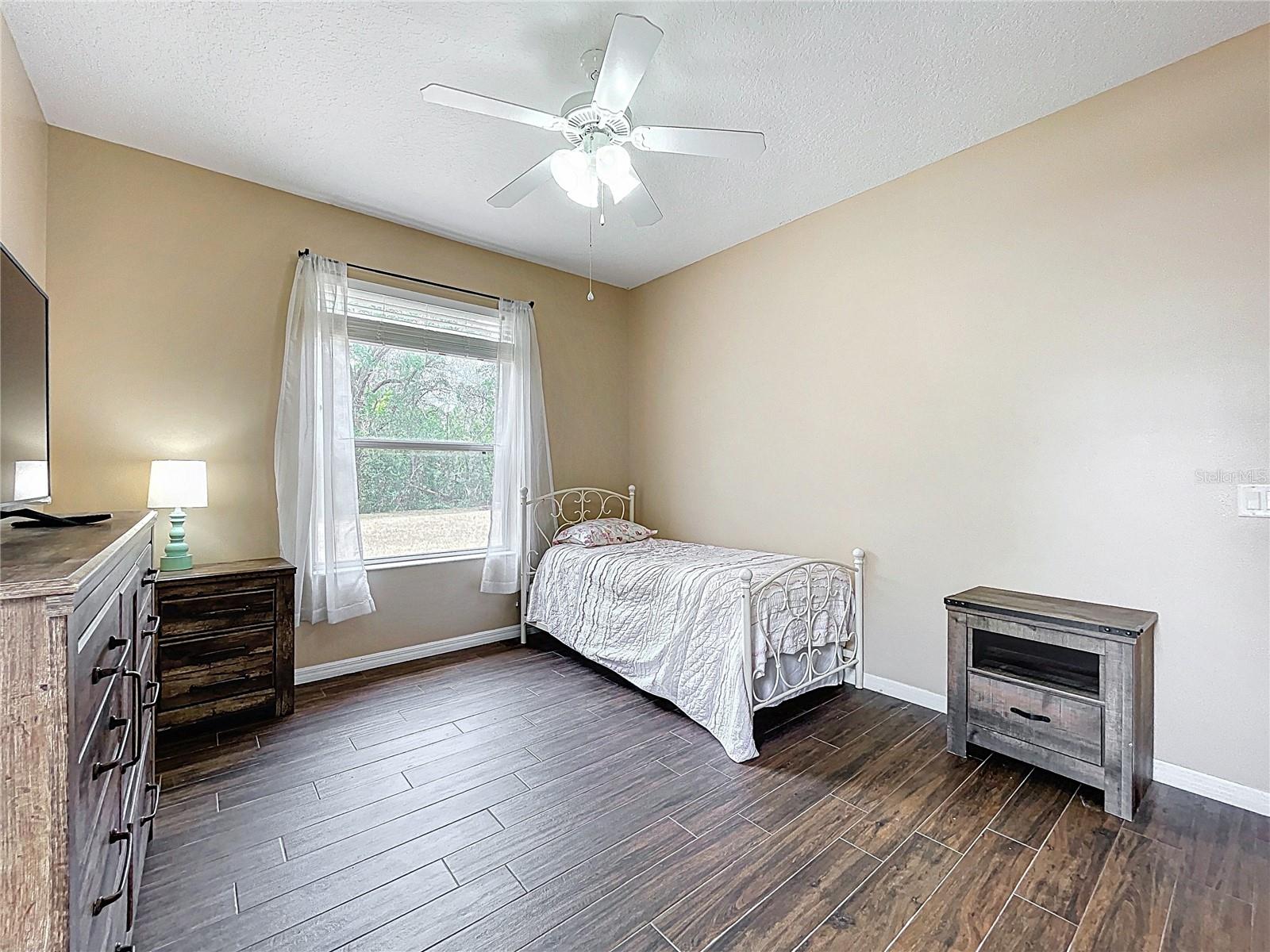 Image 34 of 77 For 13546 Biscayne Grove Lane