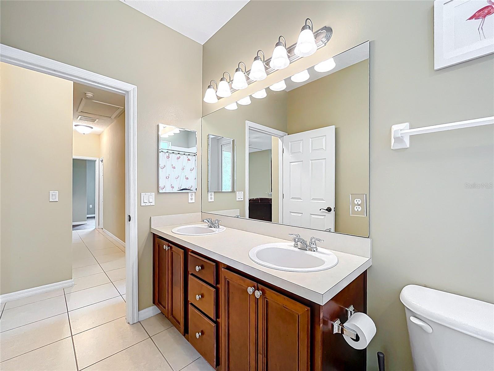 Image 37 of 77 For 13546 Biscayne Grove Lane