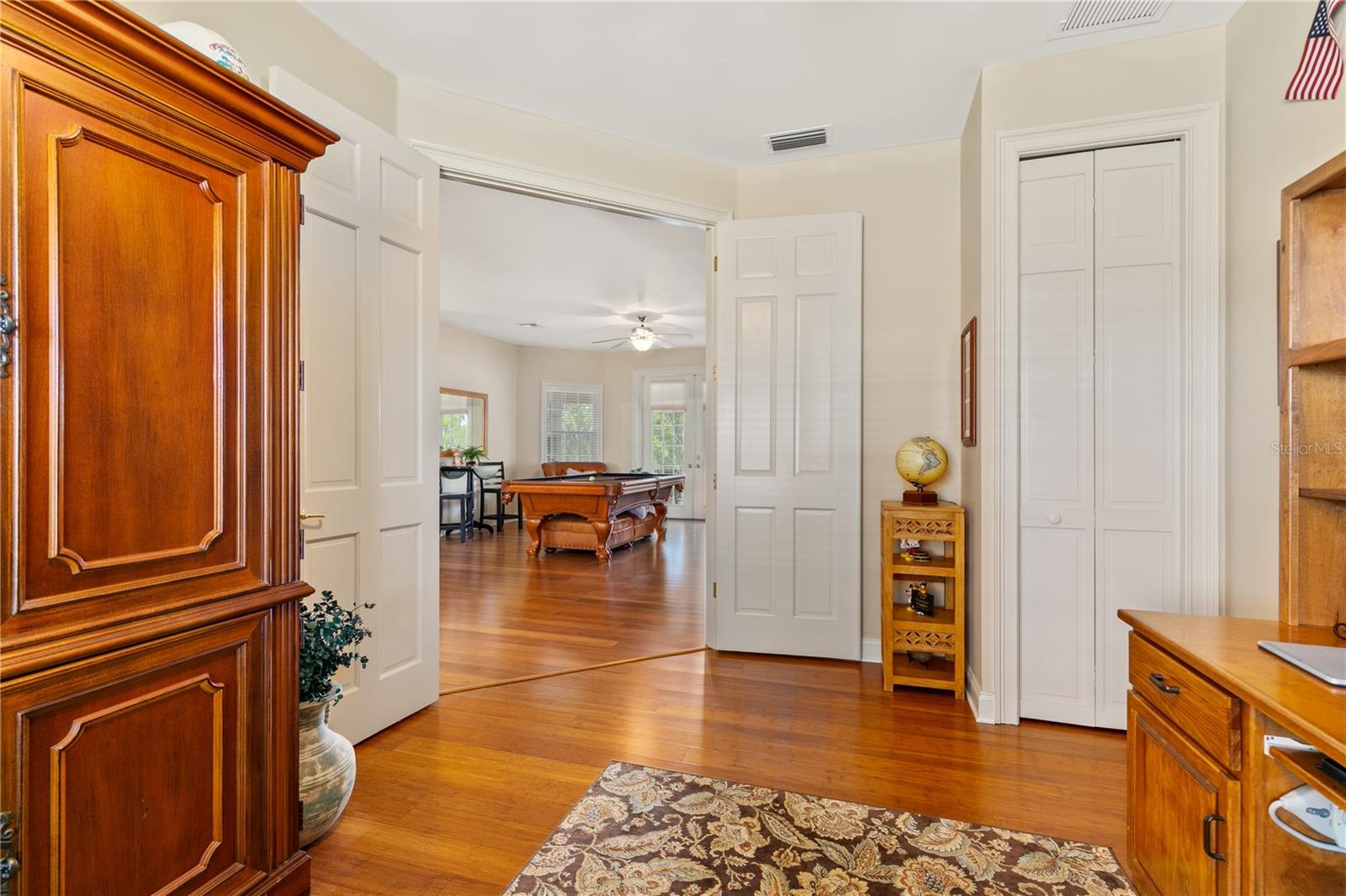 Image 12 of 72 For 17728 Palm View Circle