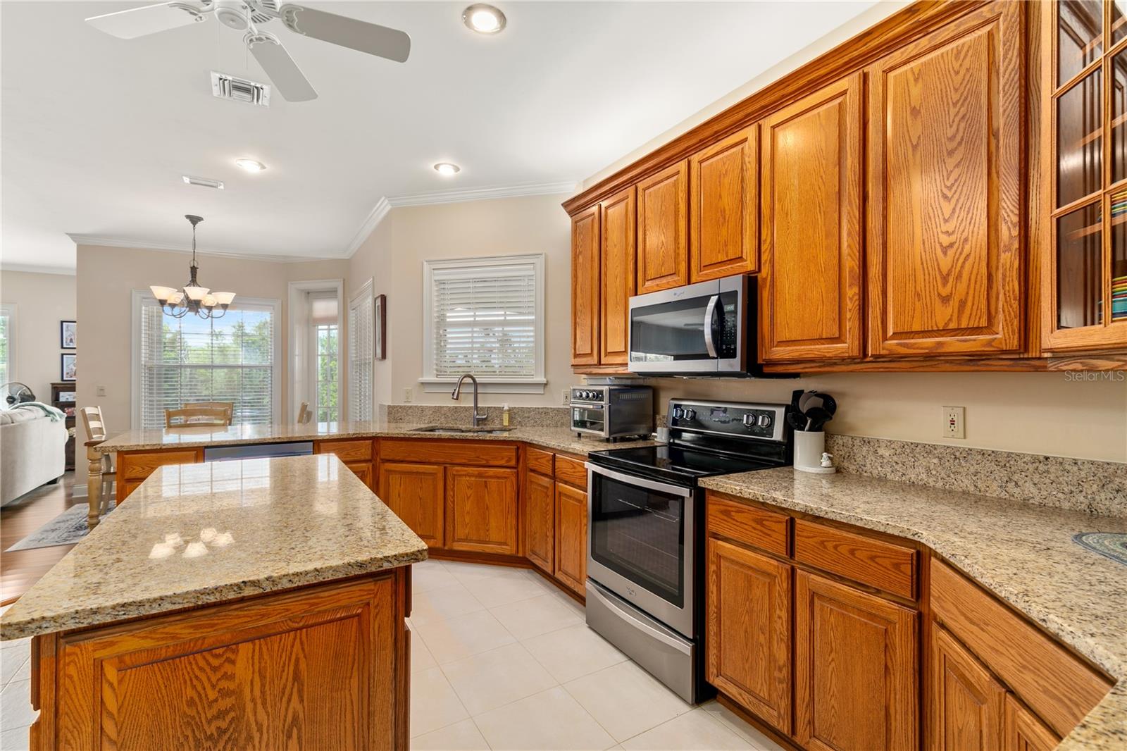 Image 15 of 72 For 17728 Palm View Circle
