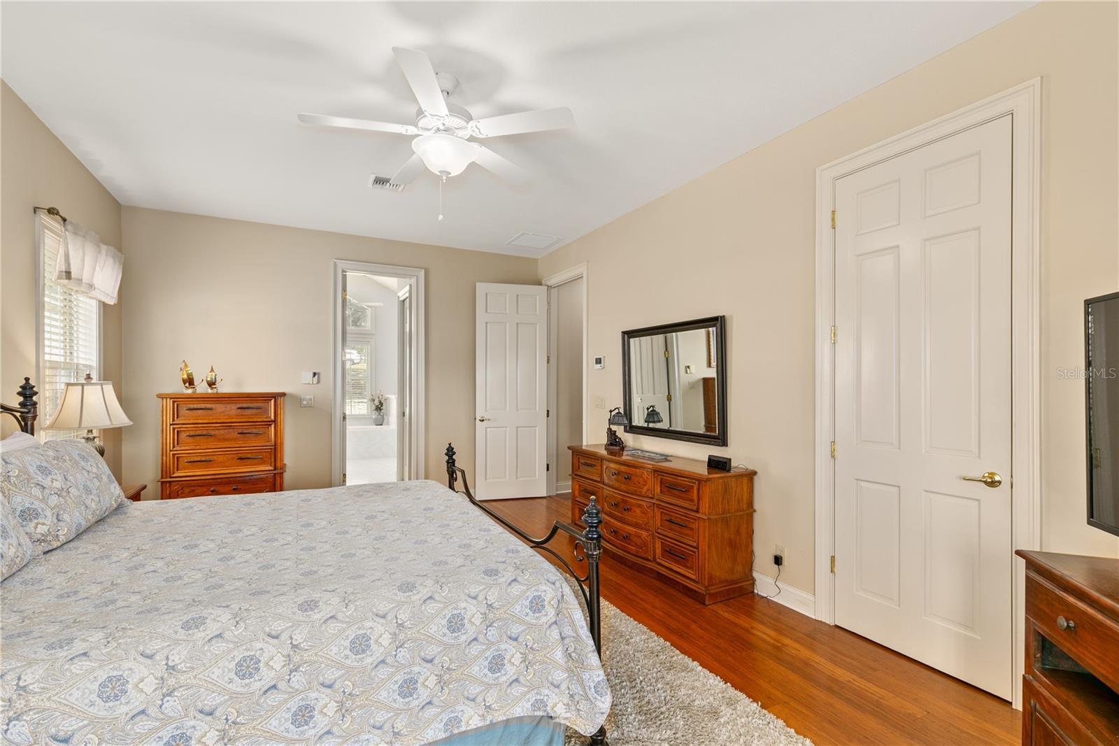 Image 25 of 72 For 17728 Palm View Circle