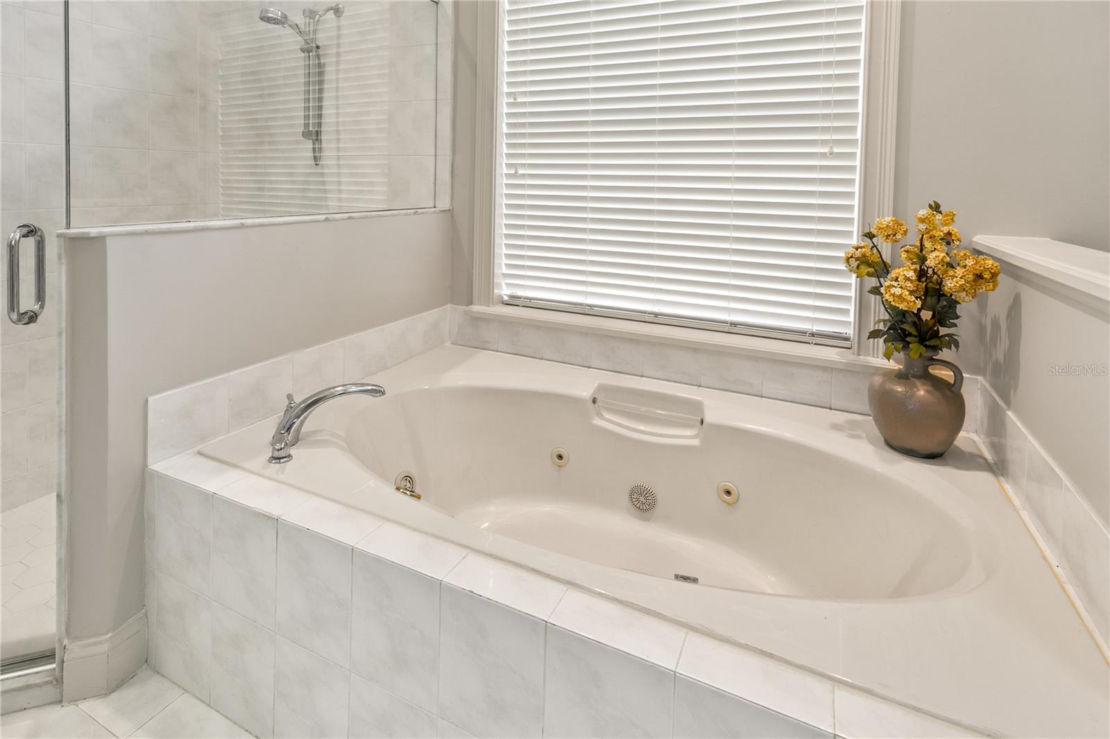 Image 30 of 72 For 17728 Palm View Circle