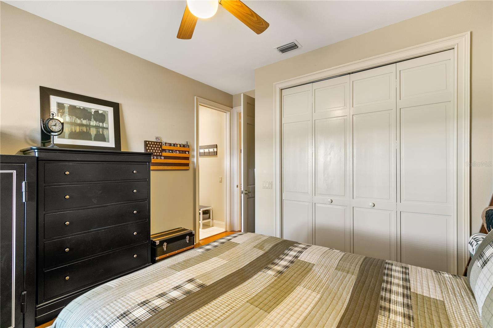 Image 35 of 72 For 17728 Palm View Circle