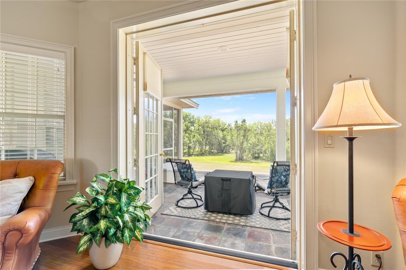 Image 39 of 72 For 17728 Palm View Circle