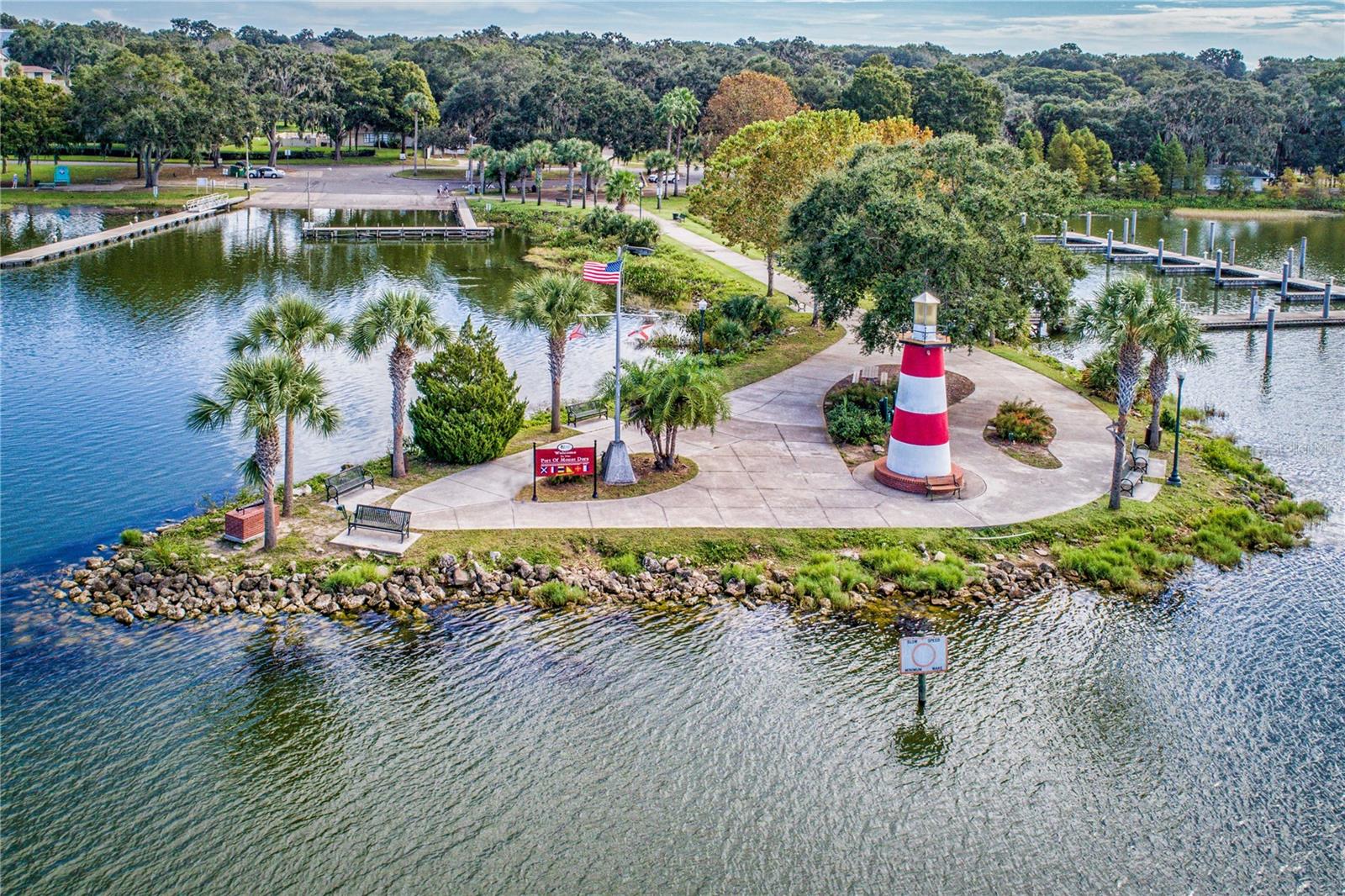 Image 46 of 72 For 17728 Palm View Circle