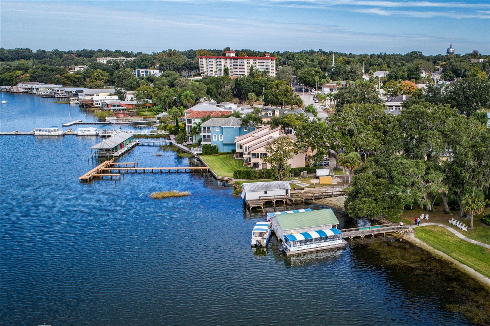 Image 47 of 72 For 17728 Palm View Circle