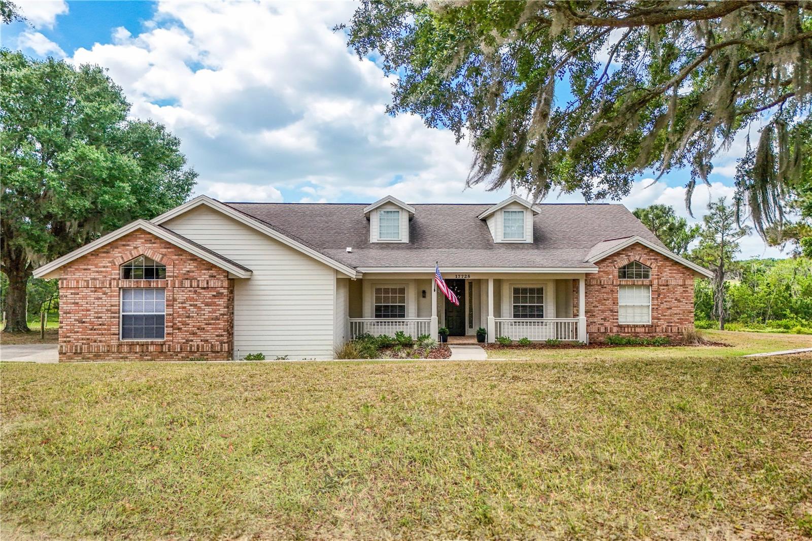 Image 48 of 72 For 17728 Palm View Circle