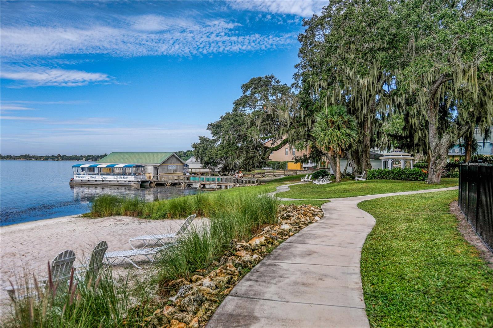 Image 67 of 72 For 17728 Palm View Circle