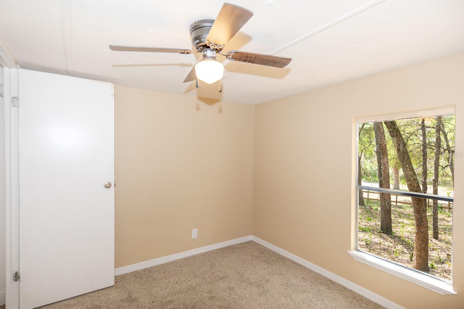 Image 11 of 31 For 6640 171st Court