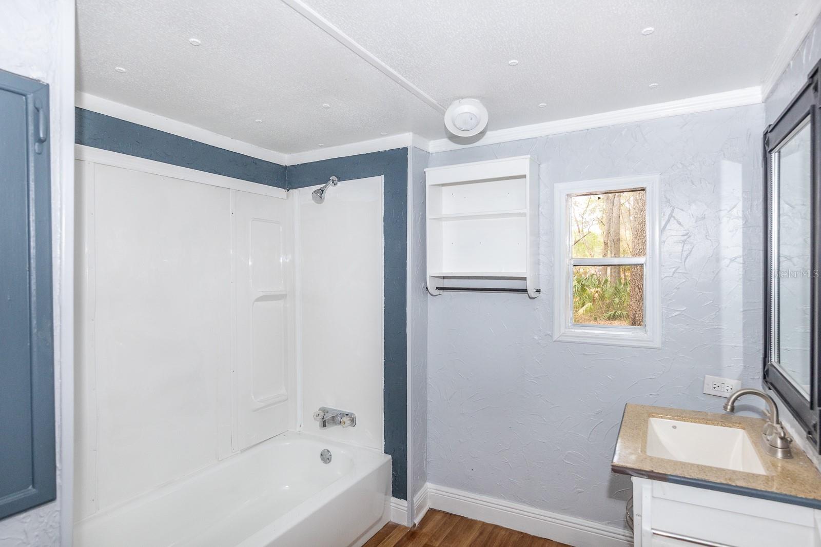 Image 17 of 31 For 6640 171st Court