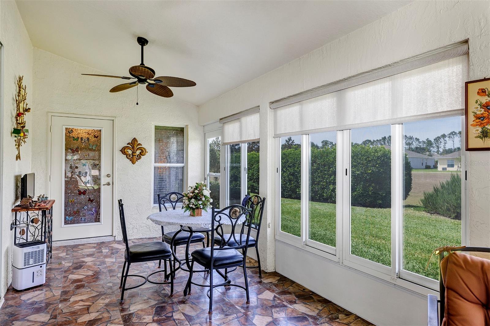 Image 24 of 49 For 4347 Arlington Ridge Boulevard