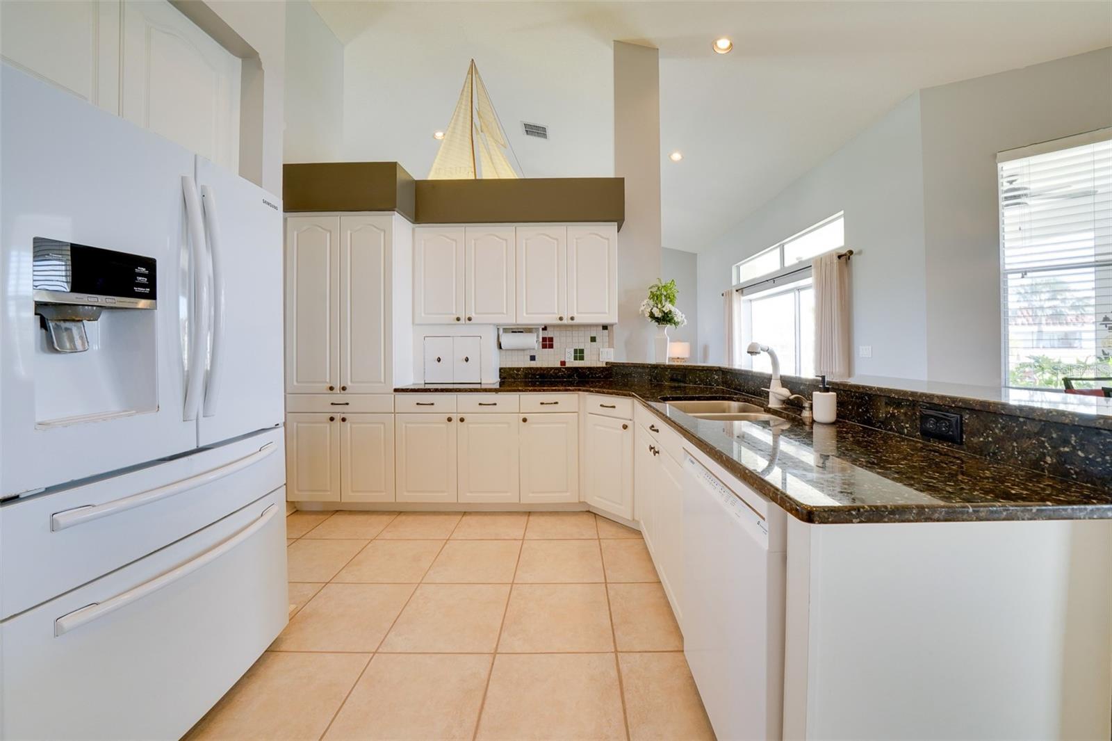 Image 13 of 36 For 802 Eagle Lane