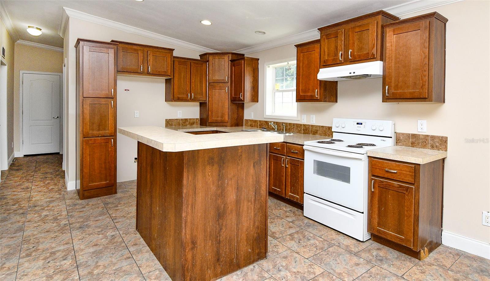 Image 11 of 22 For 11921 Salina Way