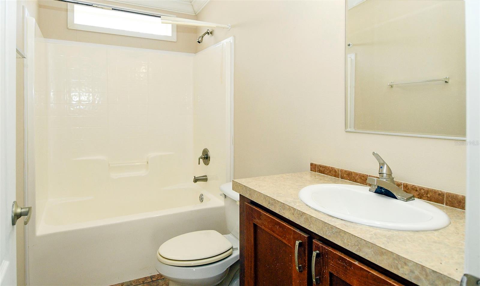 Image 15 of 22 For 11921 Salina Way